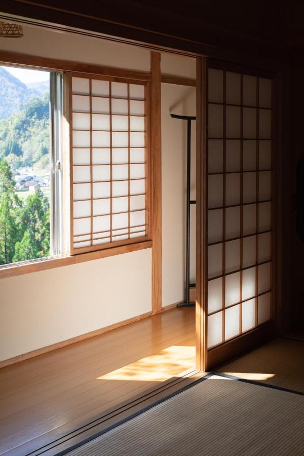 Guest House Takazuri-Kita Nanto Exteriör bild